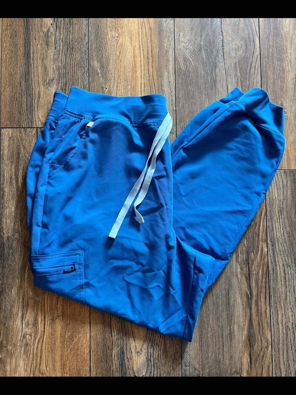 Figs Women's Jogger Scrub Pants in Royal Blue